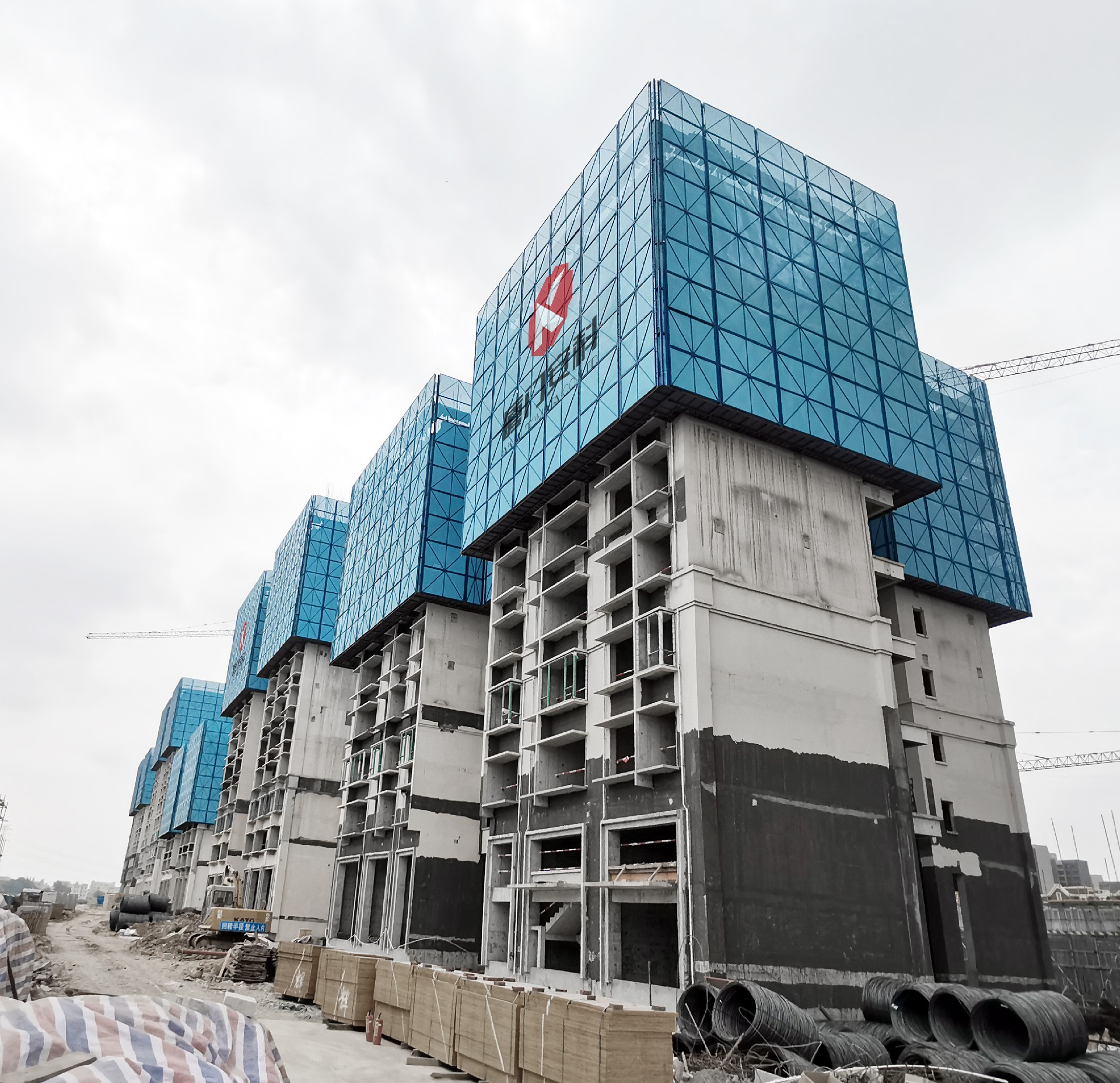 1590971977103166.jpg 東莞藝境灣花園.jpg