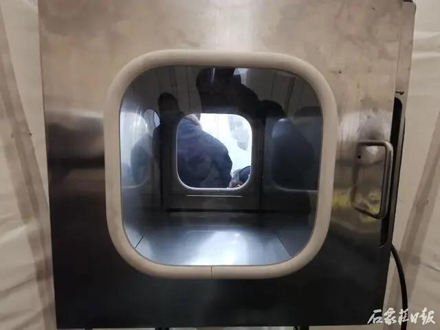 1610935678193693.jpg 2 方艙之間傳遞標本通道.jpg